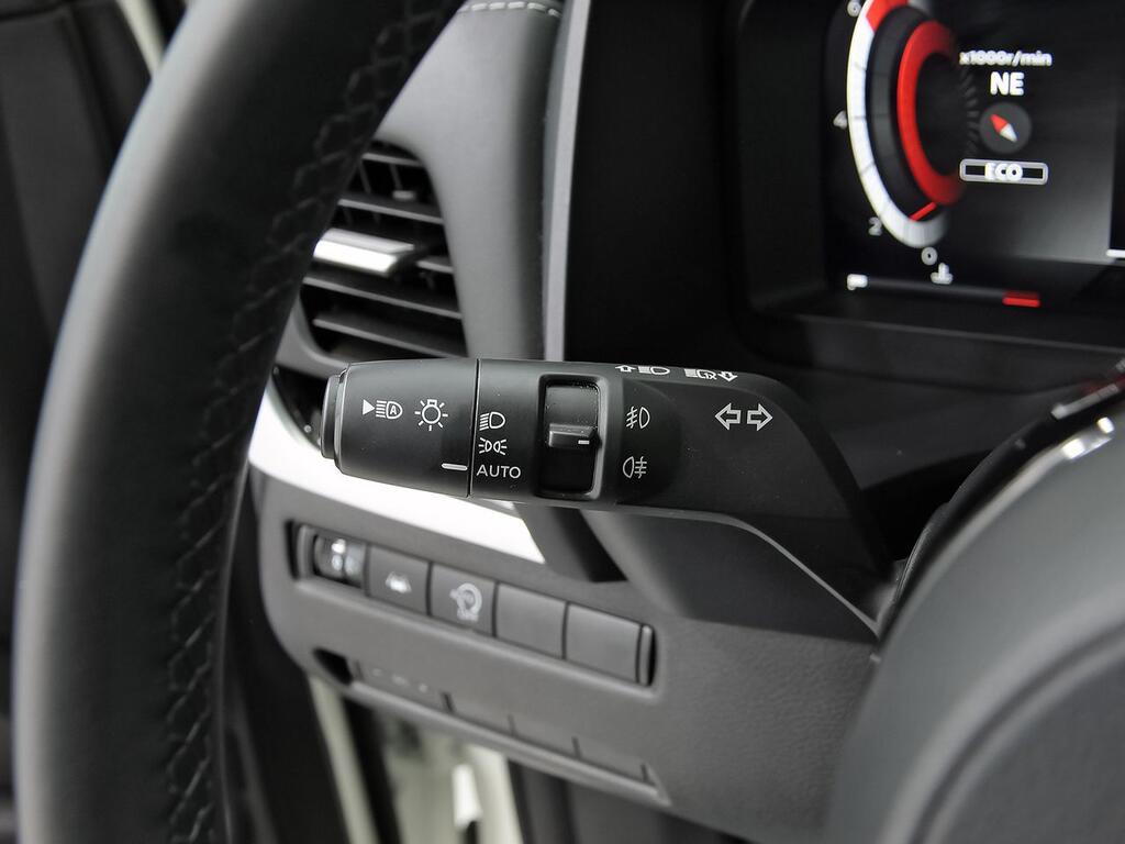 Nissan Qashqai DIG-T 116kW Xtronic N-Connecta 14