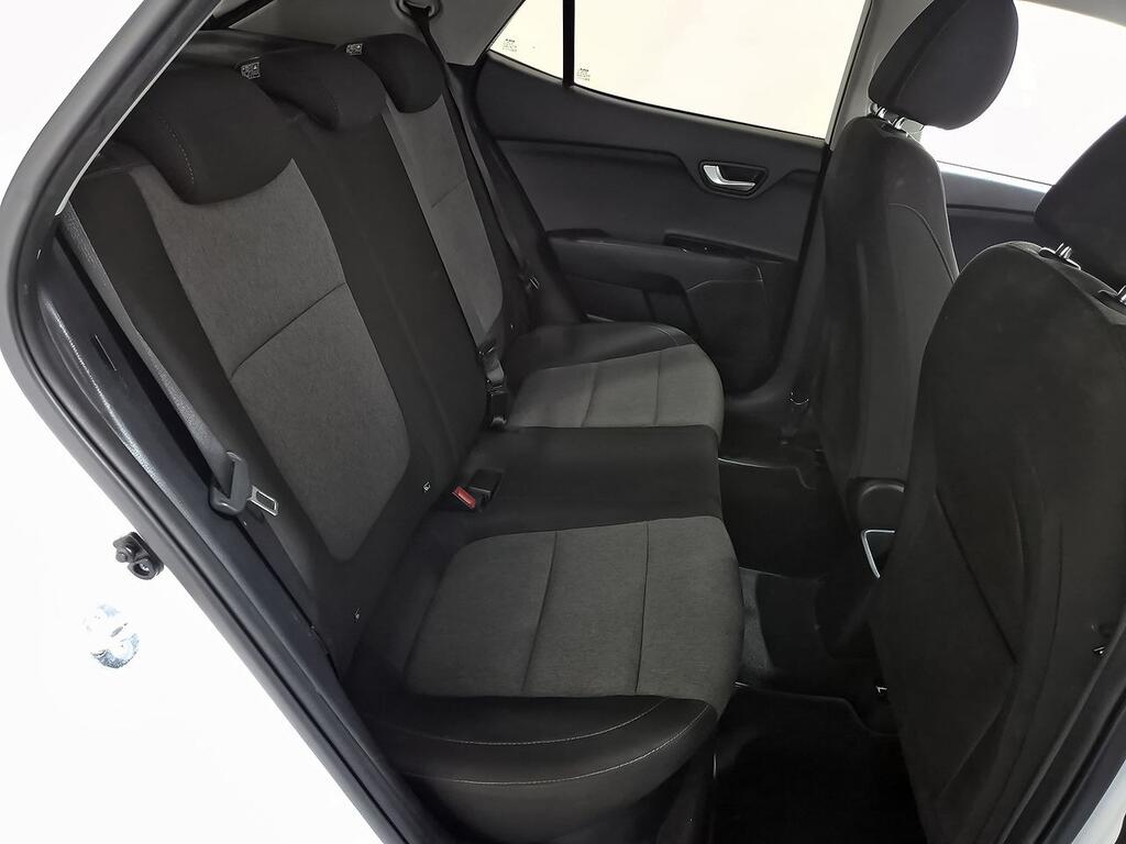 Kia Stonic 1.2 DPi 62kW (84CV) Concept 8