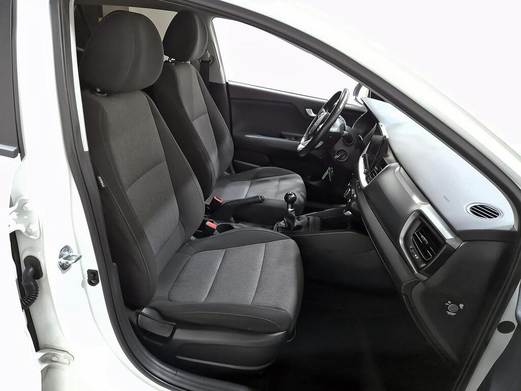 Kia Stonic 1.2 DPi 62kW (84CV) Concept 7