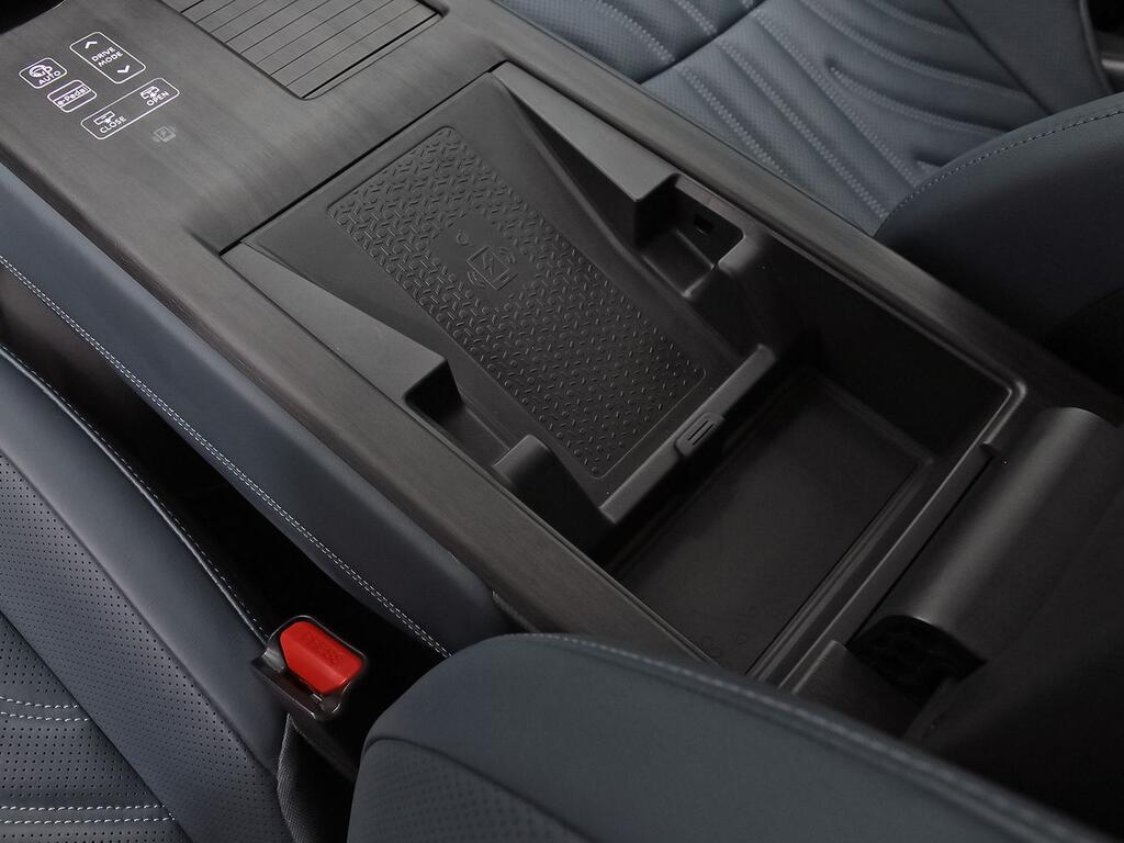 Nissan Ariya 5p 87 kWh 4x2 Evolve 41