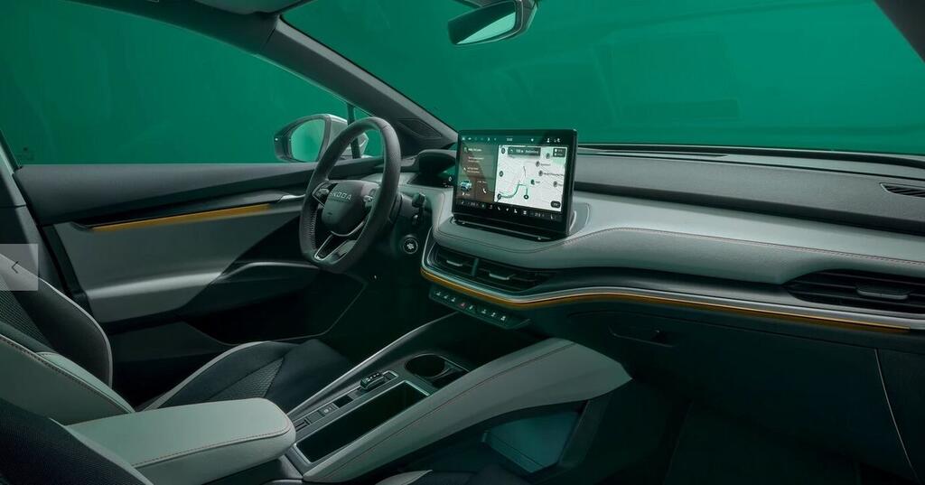 Skoda Elroq 210 kW (CV) 82 kWh (77 kwh neta) First E 4