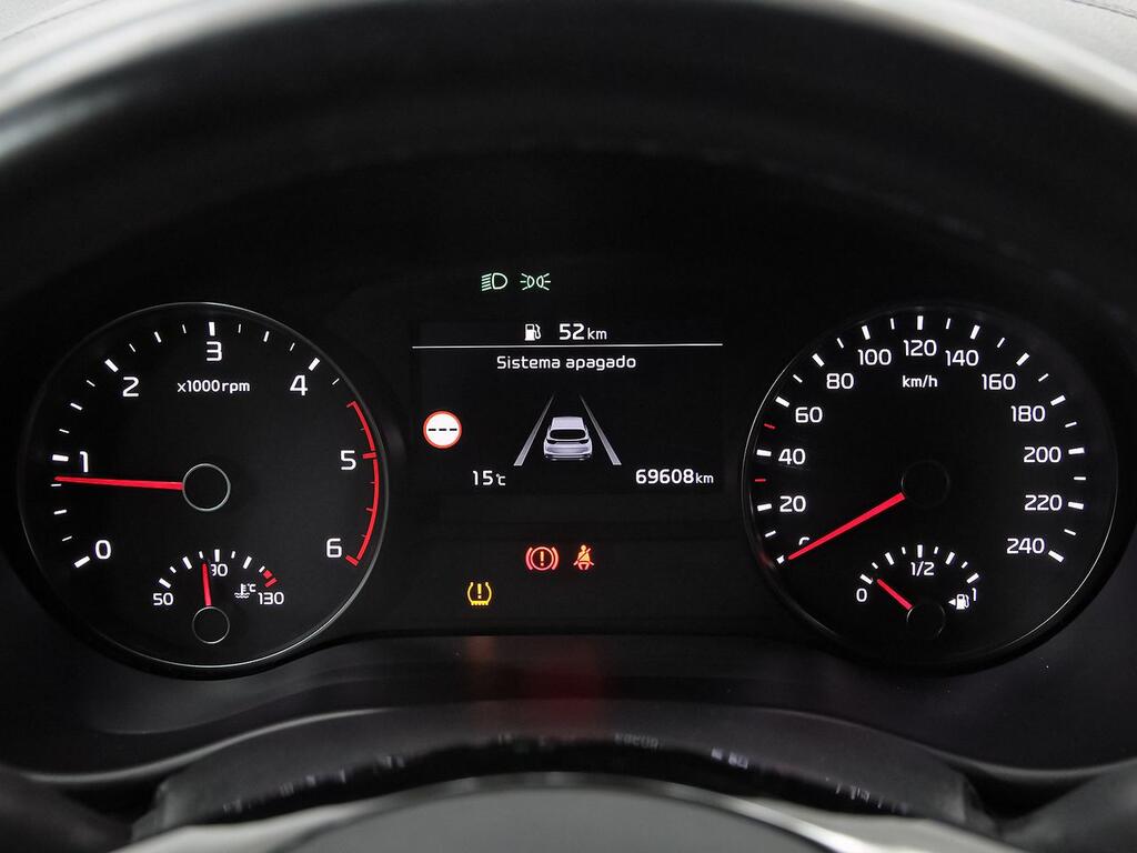 Kia Sportage 1.6 MHEV GT Line Essential 115CV 4x2 13