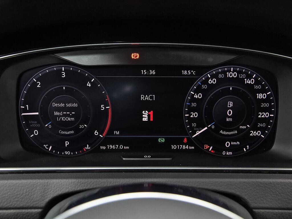 Volkswagen Golf Sport 2.0 TDI 110kW (150CV) DSG 13