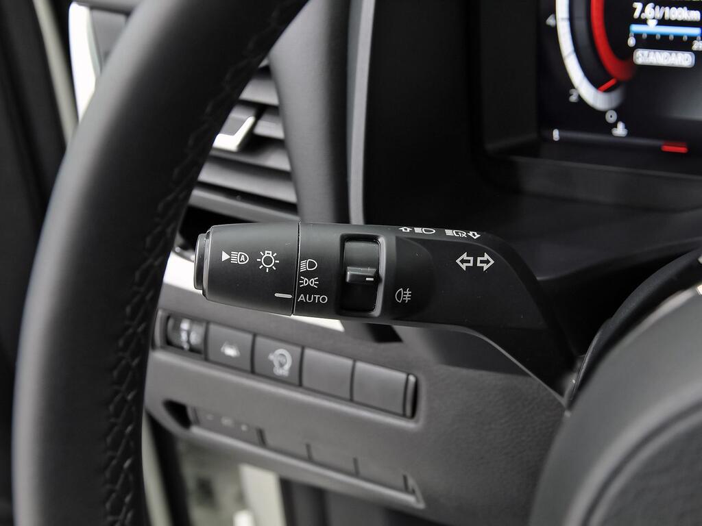 Nissan Qashqai DIG-T 116kW Xtronic N-Connecta 14