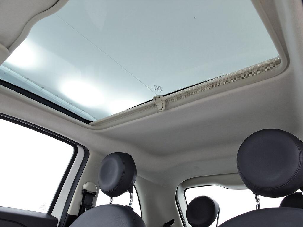 Fiat 500 Dolcevita 1.0 Hybrid 52KW (70 CV) 22