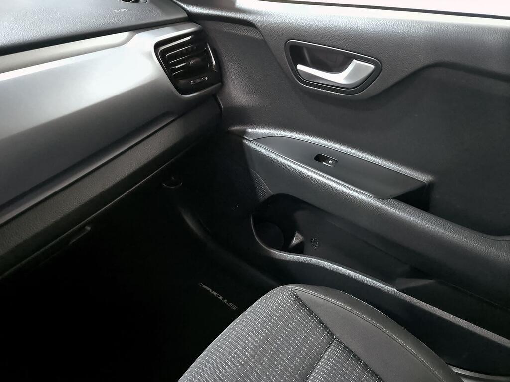 Kia Stonic 1.0 T-GDi 74kW (100CV) MHEV iMT Drive 31