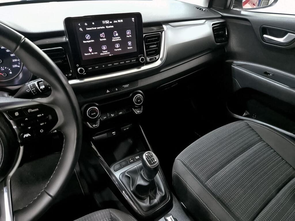 Kia Stonic 1.0 T-GDi 74kW (100CV) MHEV iMT Drive 30