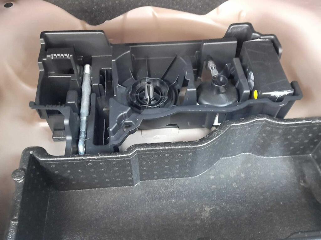 Peugeot 2008 GT Line Puretech 130 S&S BVM6 36