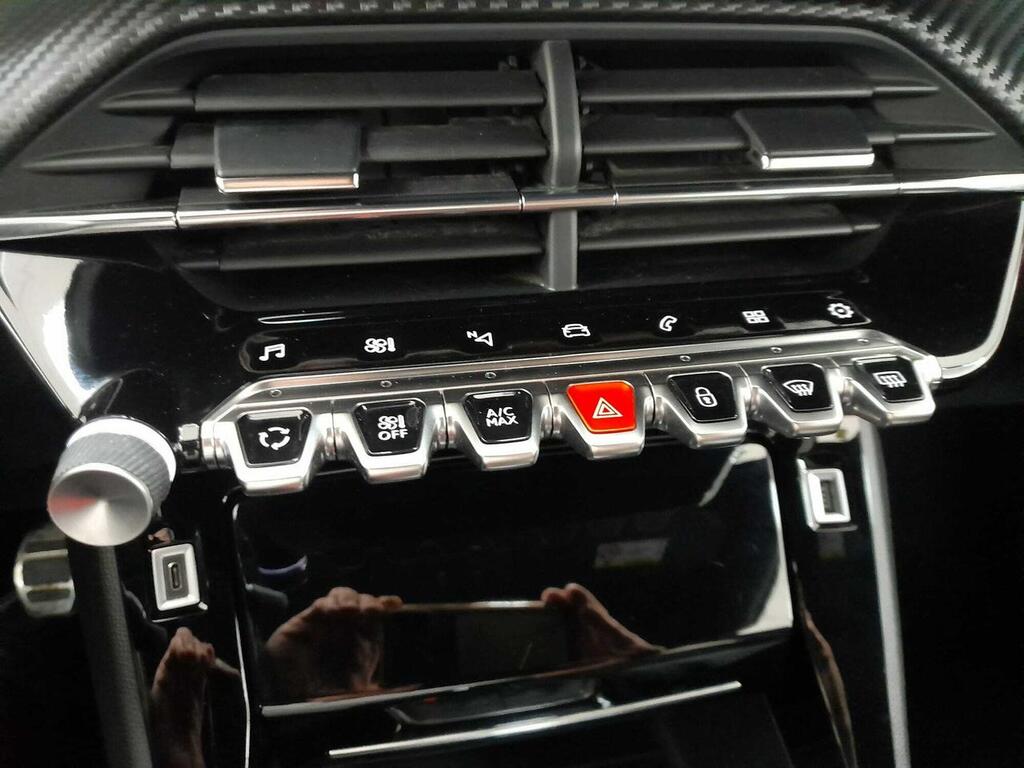 Peugeot 2008 GT Line Puretech 130 S&S BVM6 25
