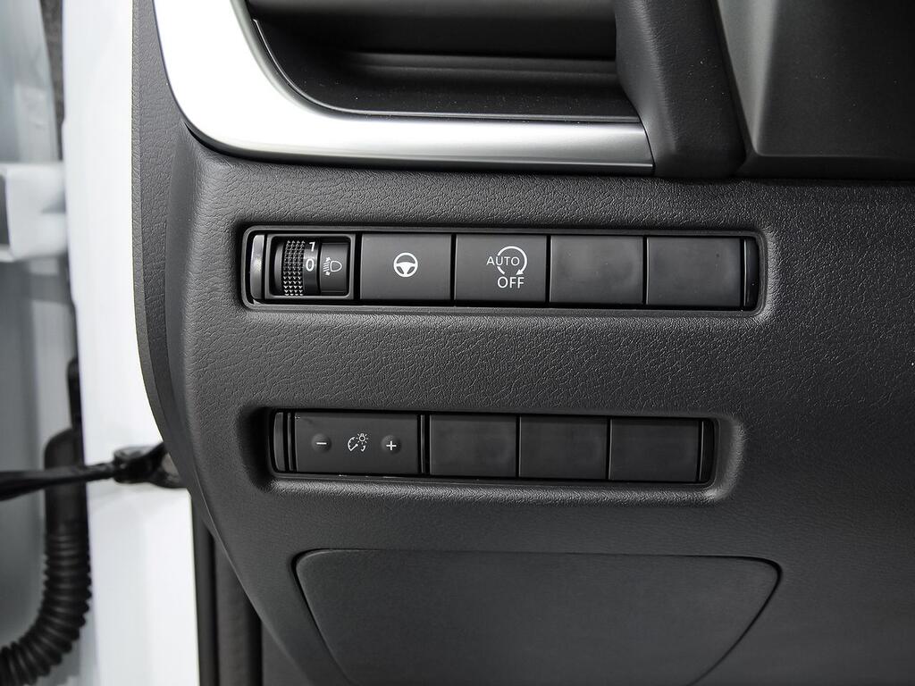 Nissan Qashqai DIG-T 103kW N-Connecta 13
