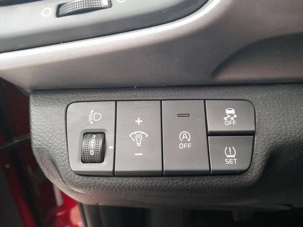 Kia Stonic 1.0 T-GDi 74kW (100CV) MHEV iMT Concept 17