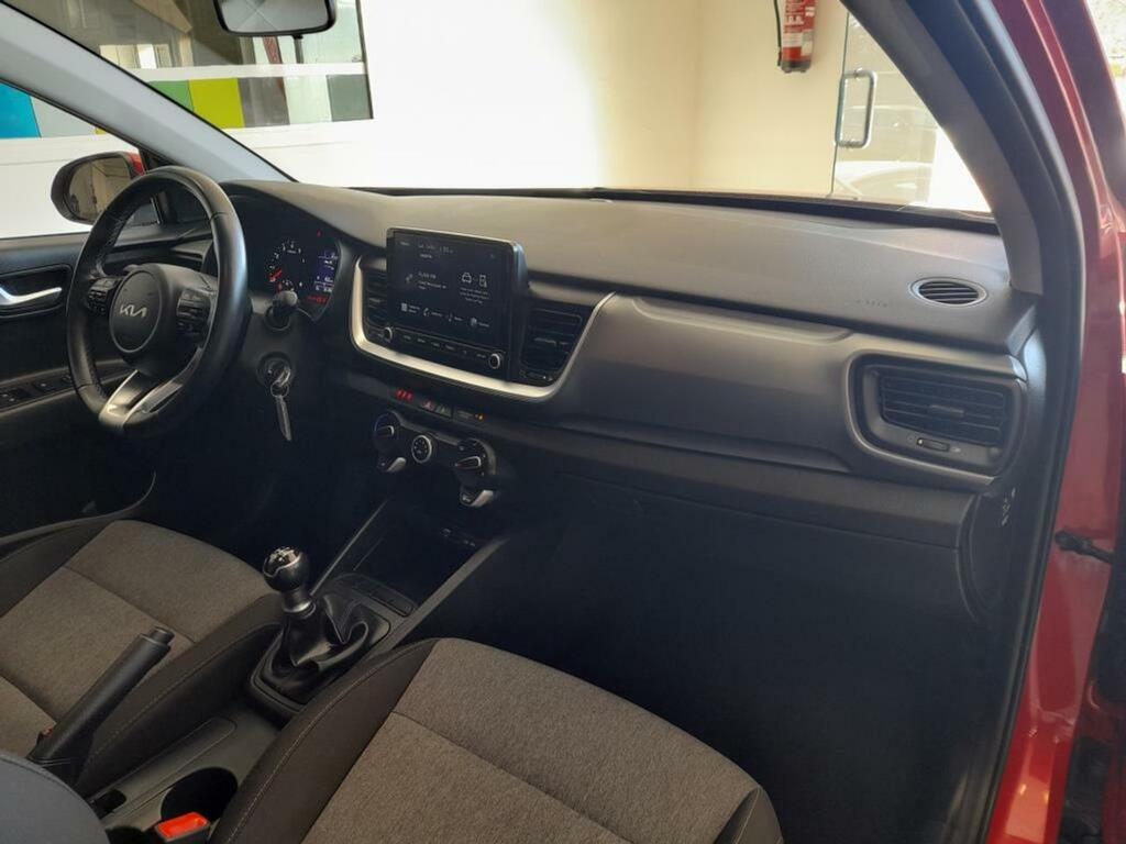 Kia Stonic 1.0 T-GDi 74kW (100CV) MHEV iMT Concept 10