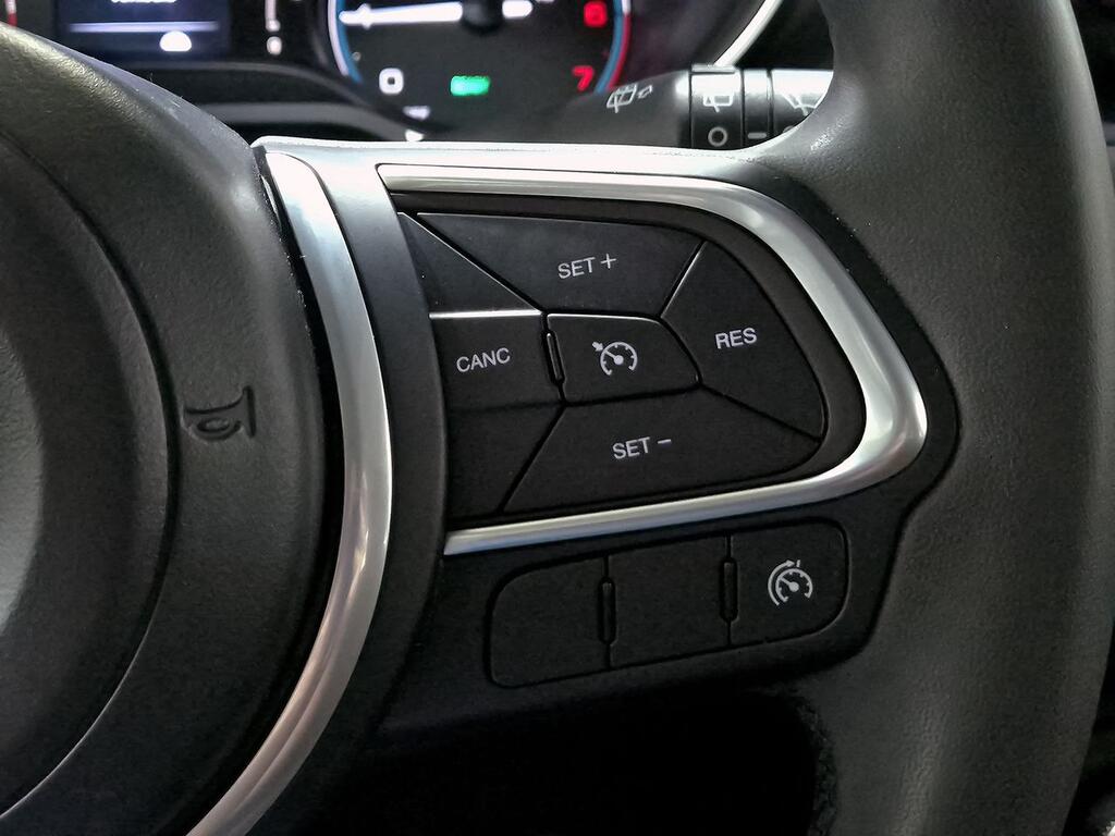 Fiat Tipo City Cross 1.5 Hybrid 97kW (130CV) DCT 14