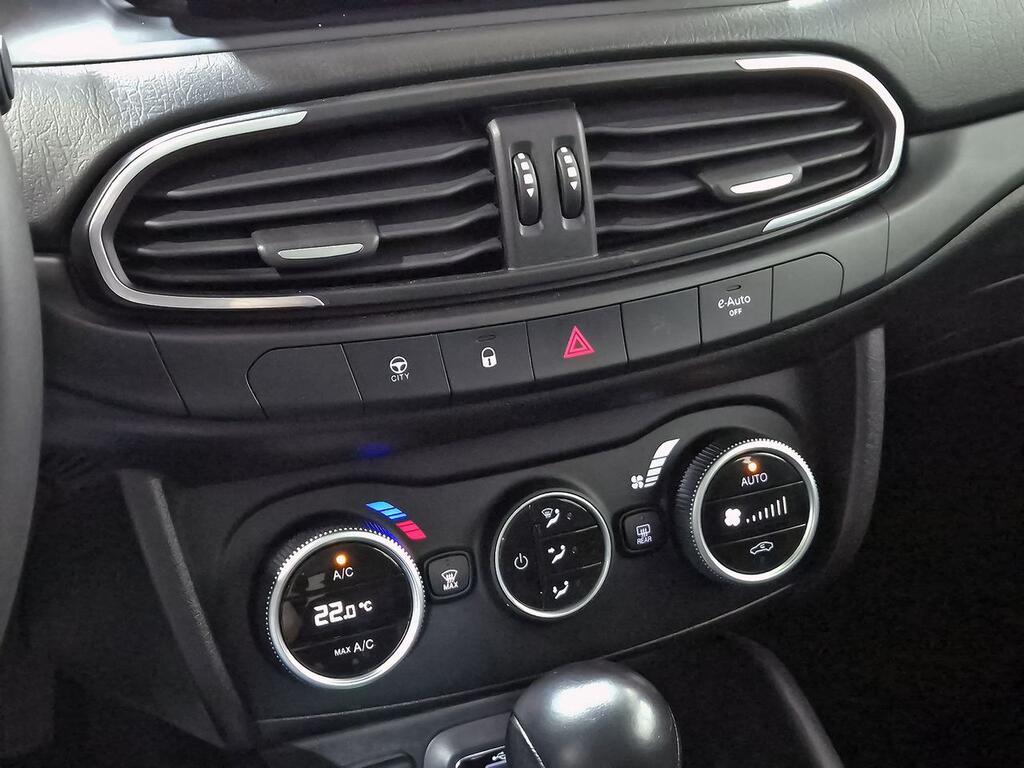 Fiat Tipo City Cross 1.5 Hybrid 97kW (130CV) DCT 20