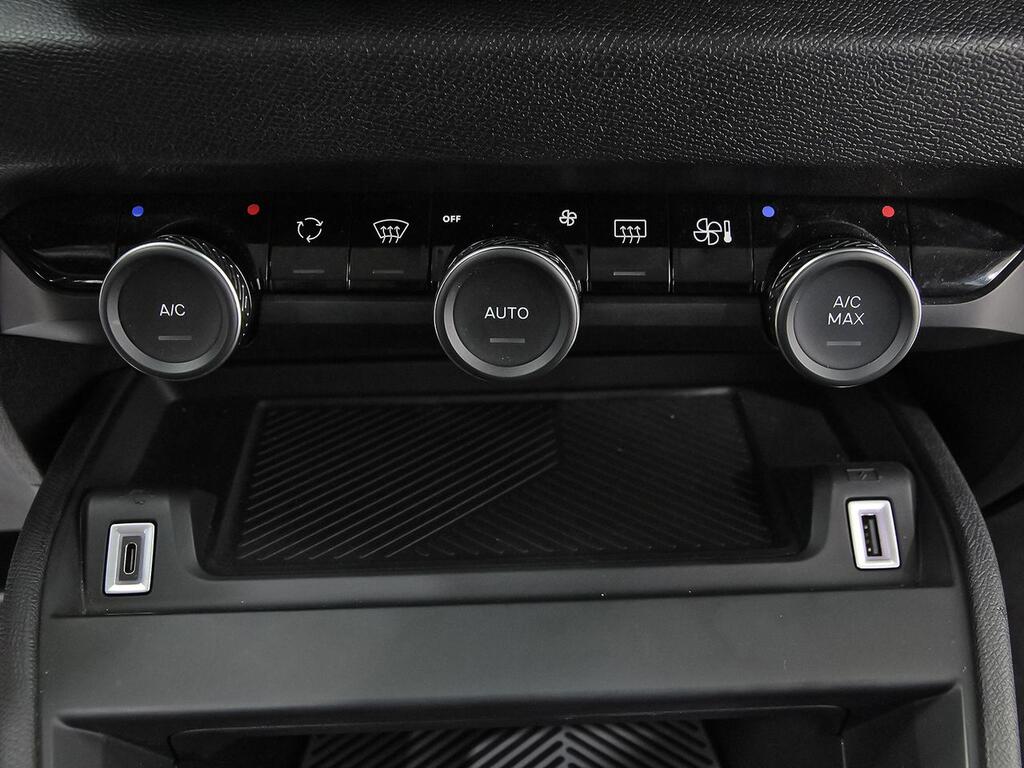 Citroën C4 PureTech 130 S&S 6v Feel Pack 31