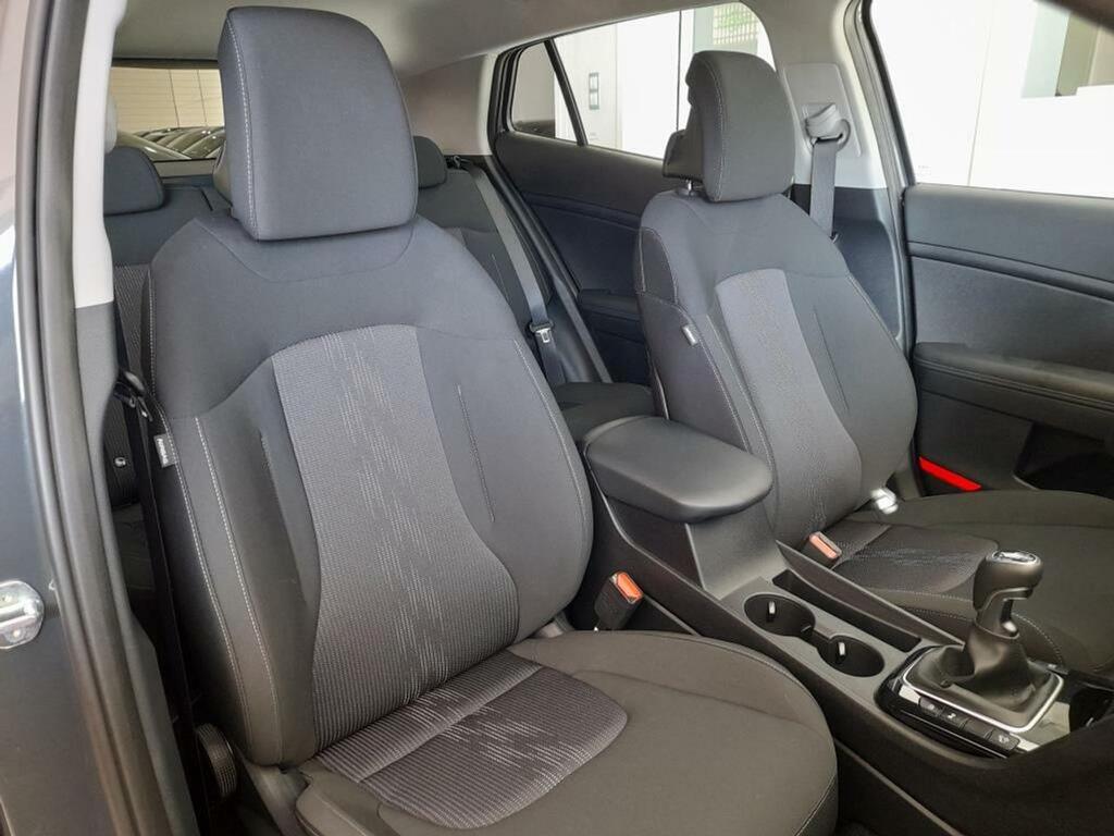 Kia Sportage 1.6 T-GDi MHEV 110kW (150CV) Drive 4x2 9