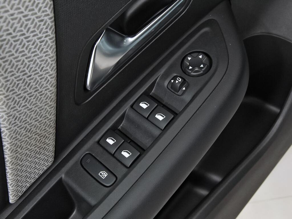 Citroën C4 PureTech 130 S&S 6v Feel Pack 13