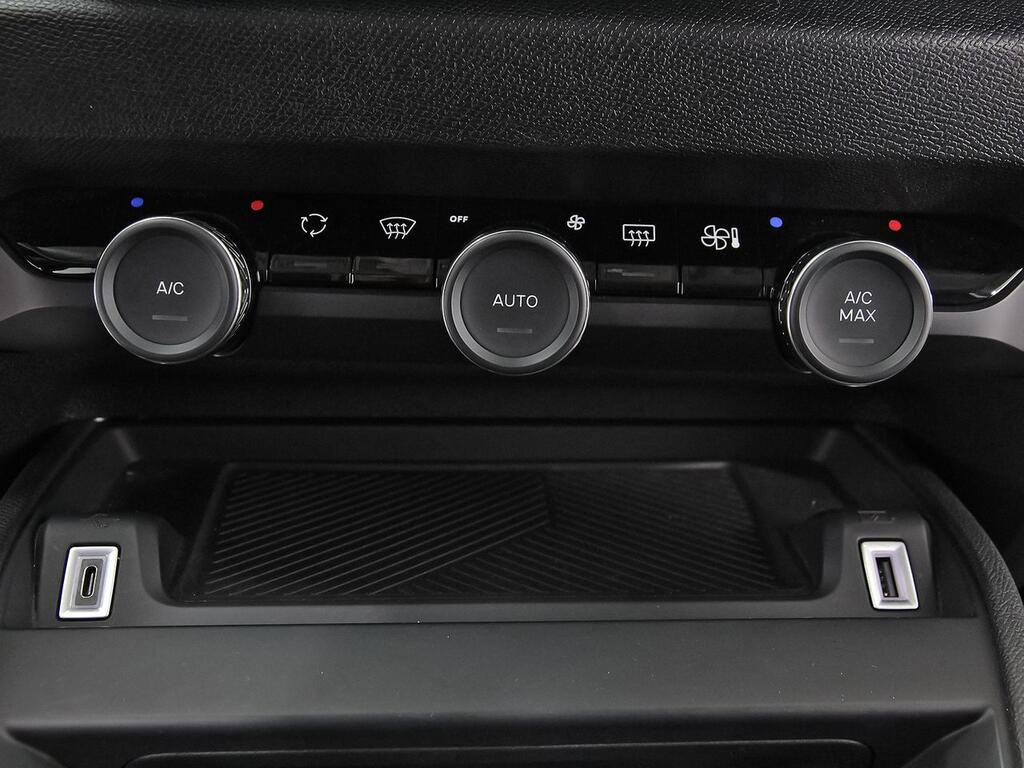 Citroën C4 PureTech 130 S&S 6v Feel Pack 31