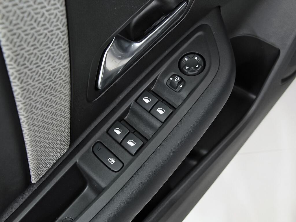 Citroën C4 PureTech 130 S&S EAT8 Plus 13