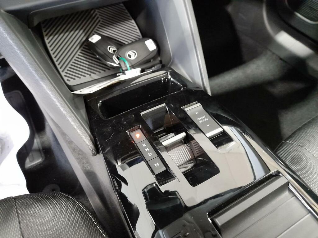 Citroën C4 Hybrid 136 e-DCS6 Business Edition 7