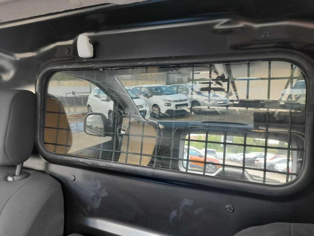 Citroën Jumpy FURGON 1.5 BLUEHDI 120 M 4P 29