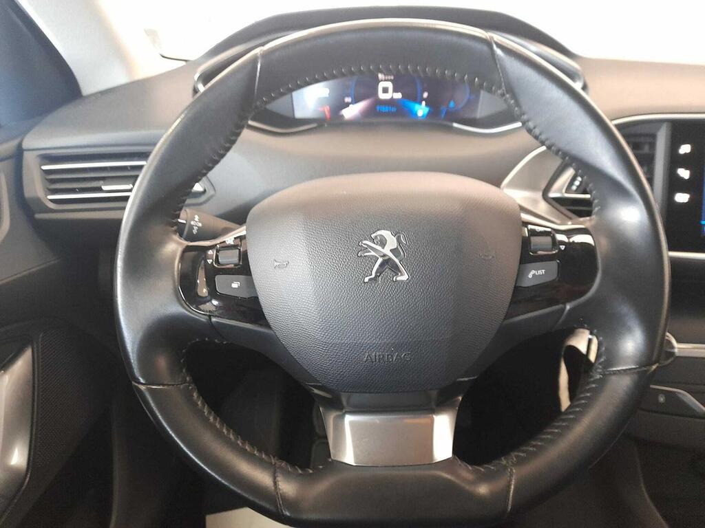 Peugeot 308 W Active Pack BlueHDi 100 S&S 9