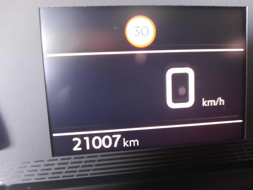 Peugeot 2008 Allure Puretech 100 S&S 6 Vel. MAN 29