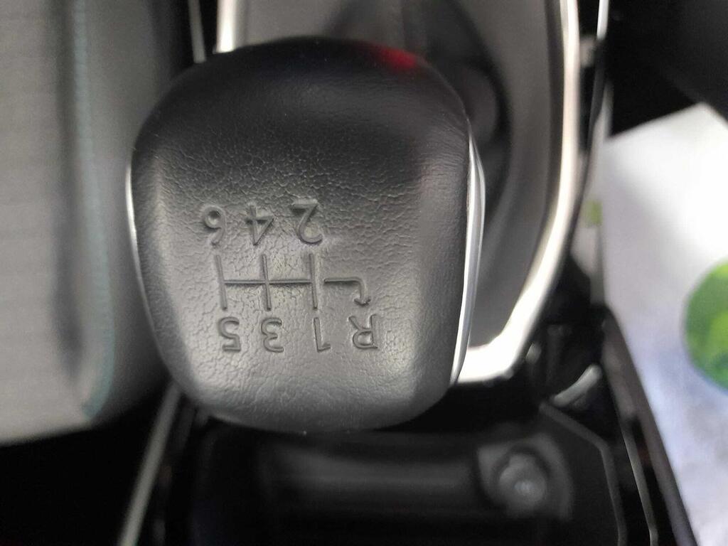 Peugeot 2008 Allure Puretech 100 S&S 6 Vel. MAN 14