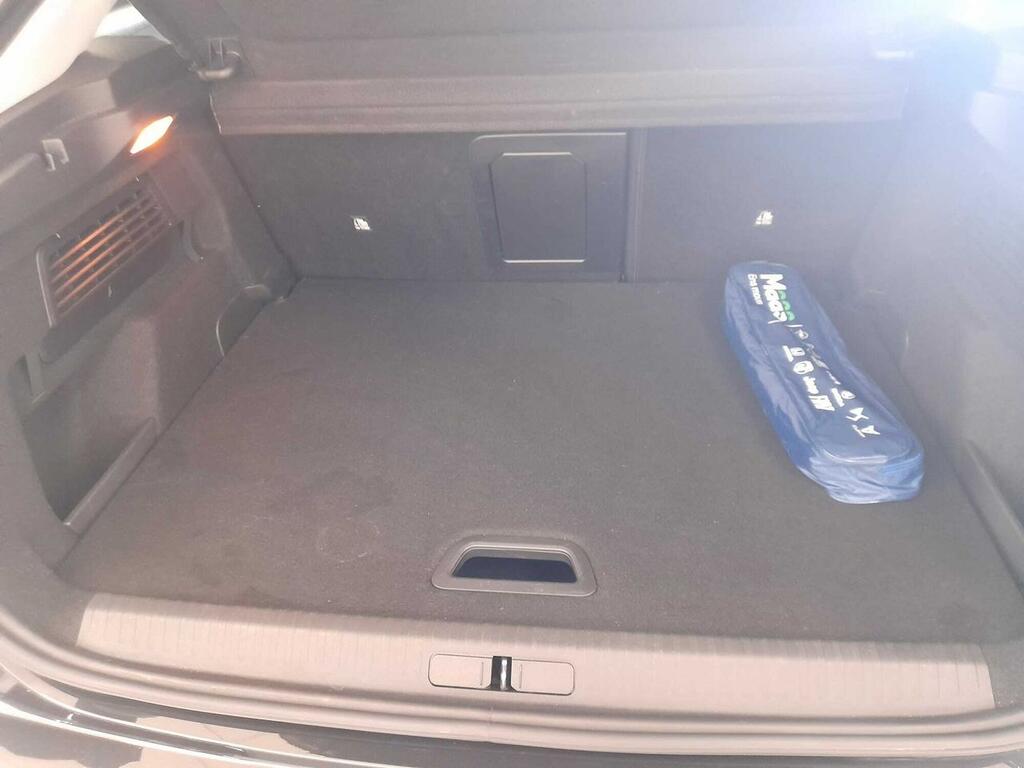Citroën C4 BlueHdi 130 S&S EAT8 Shine 6