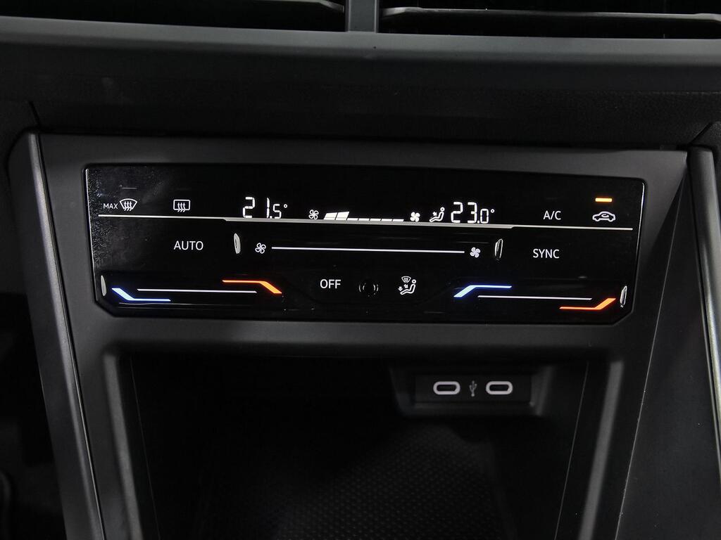 Volkswagen Polo R-Line 1.0 TSI 70kW (95CV) 24