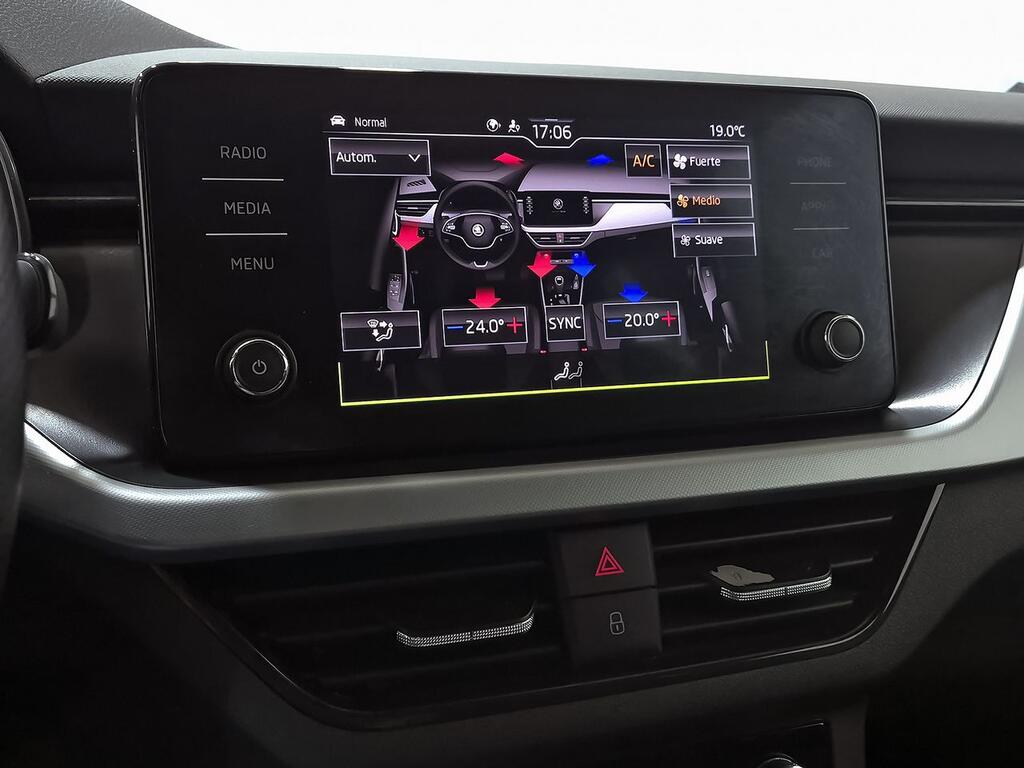 Skoda Kamiq 1.0 TSI 81kW (110CV) Sport 23