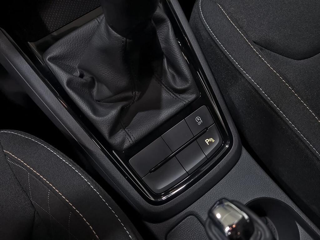 Skoda Kamiq 1.0 TSI 81kW (110CV) Emotion 26