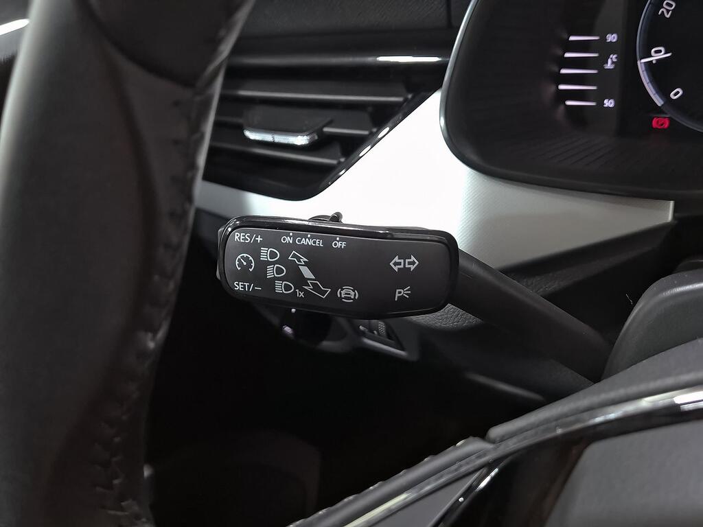 Skoda Kamiq 1.0 TSI 81kW (110CV) Emotion 13