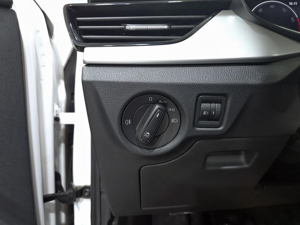 Skoda Kamiq 1.0 TSI 81kW (110CV) Emotion 10