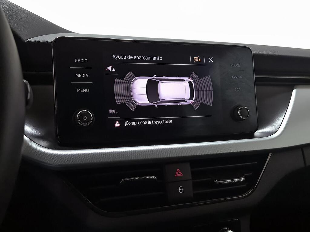 Skoda Kamiq 1.0 TSI 81kW (110CV) Emotion 23