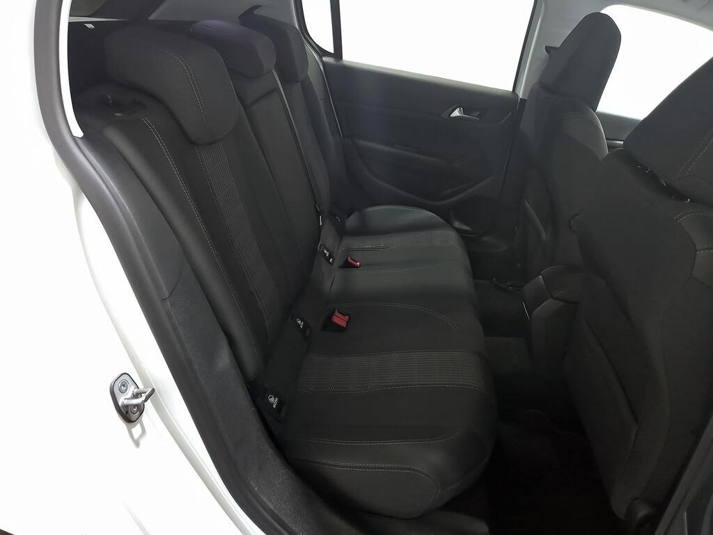 Peugeot 308 5P Allure Pack BlueHDi 130 S&S MAN 6