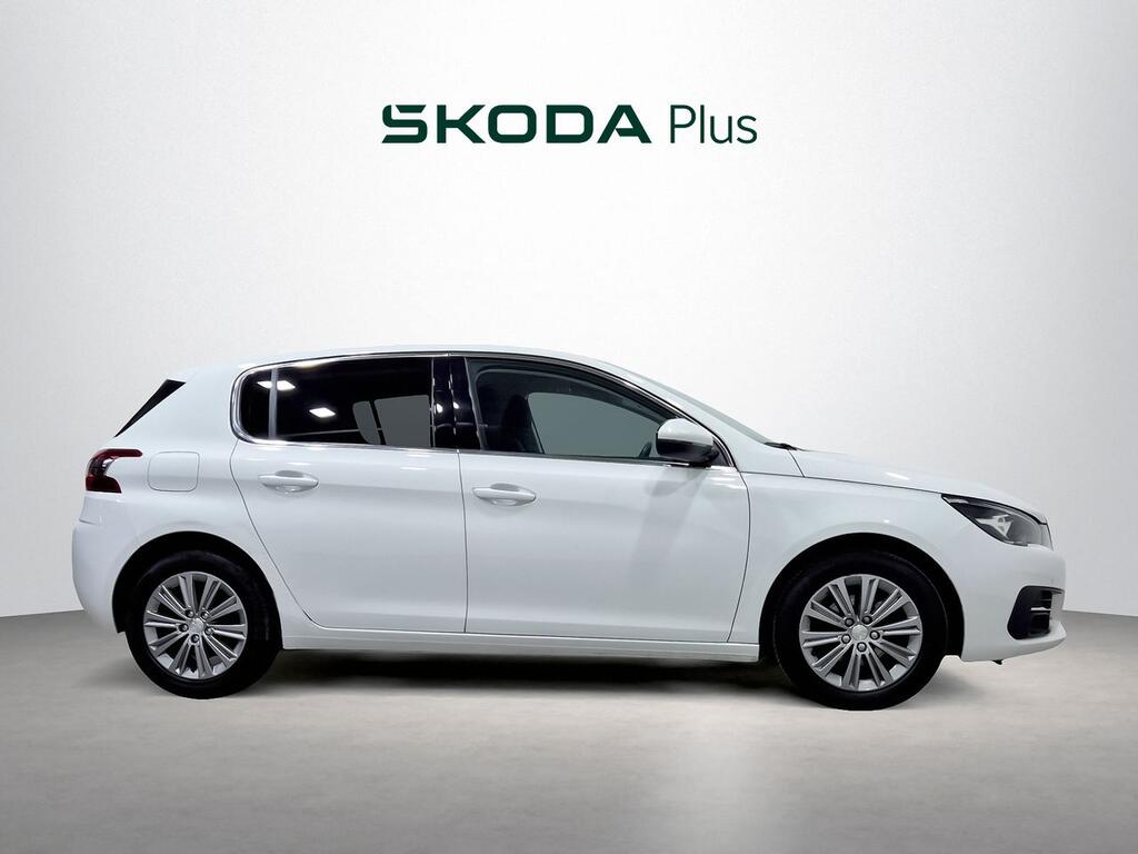 Peugeot 308 5P Allure Pack BlueHDi 130 S&S MAN 3