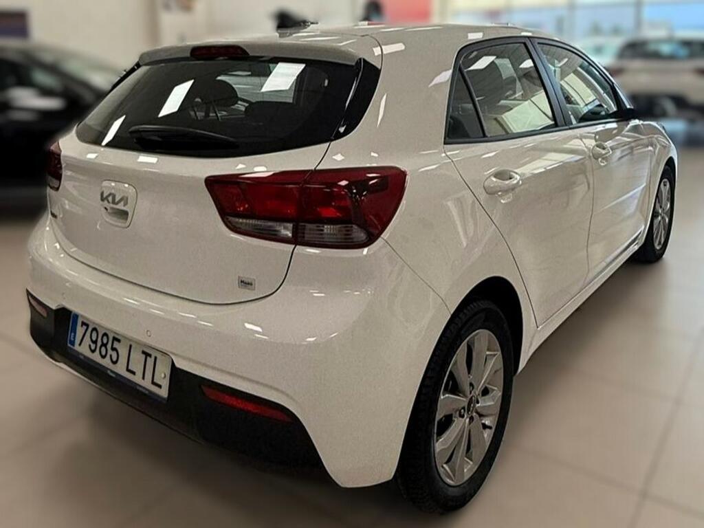 Kia Rio 1.2 DPi 62kW (84CV) Drive 4