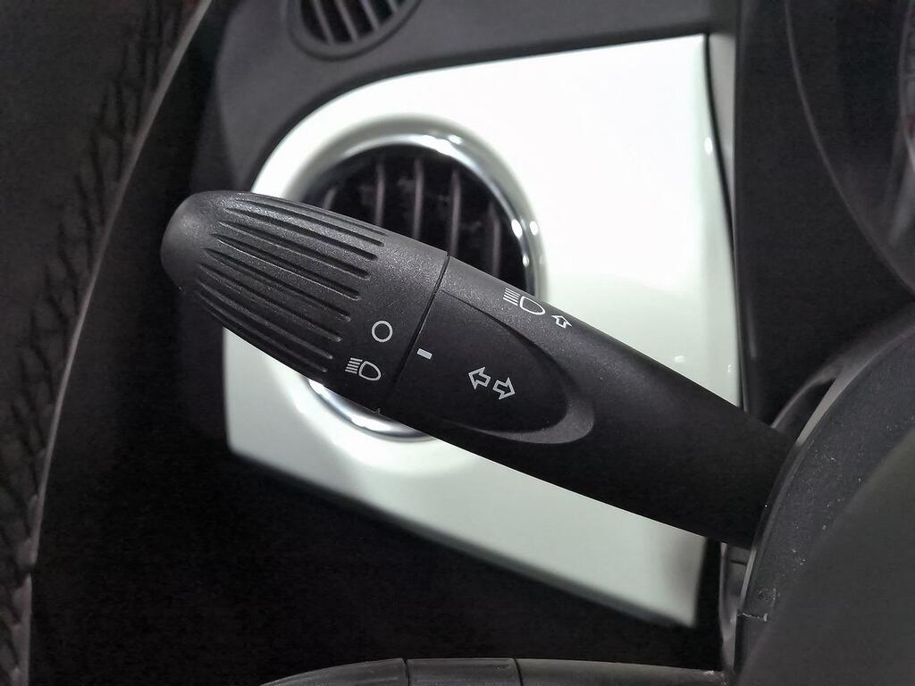 Fiat 500 Lounge 1.0 6v GSE 52KW (70 CV) 11