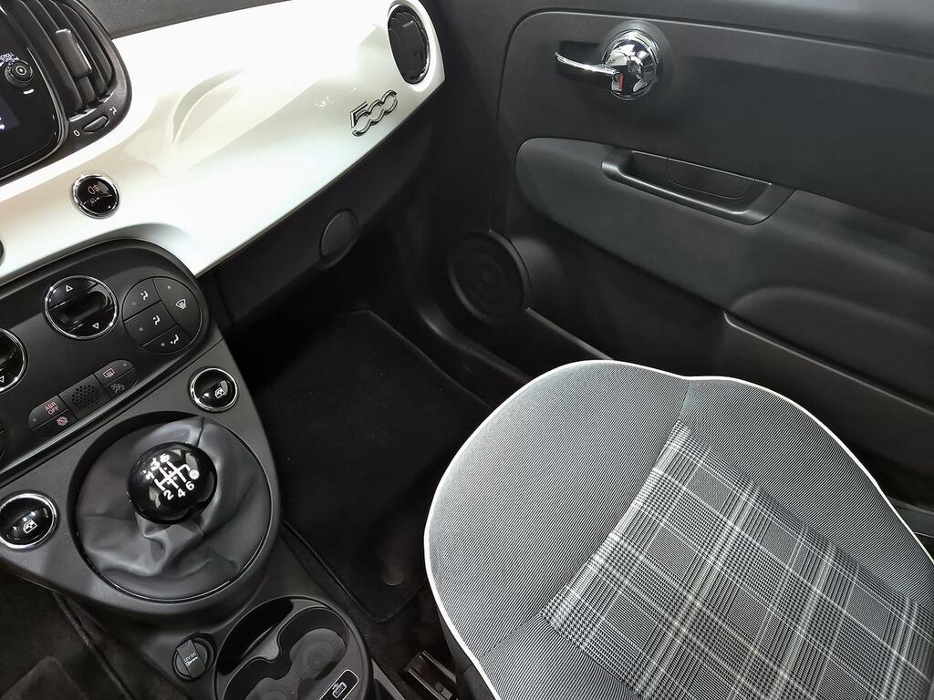 Fiat 500 Lounge 1.0 6v GSE 52KW (70 CV) 22