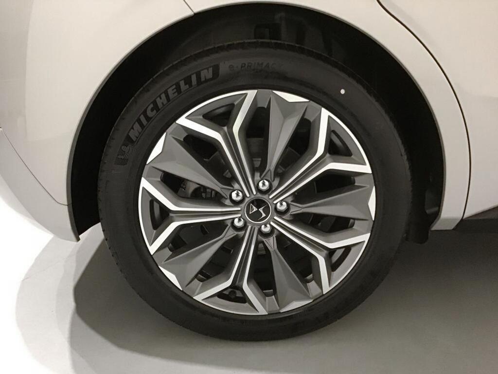 DS Automobiles DS 4 E-TENSE 225 TROCADERO 11