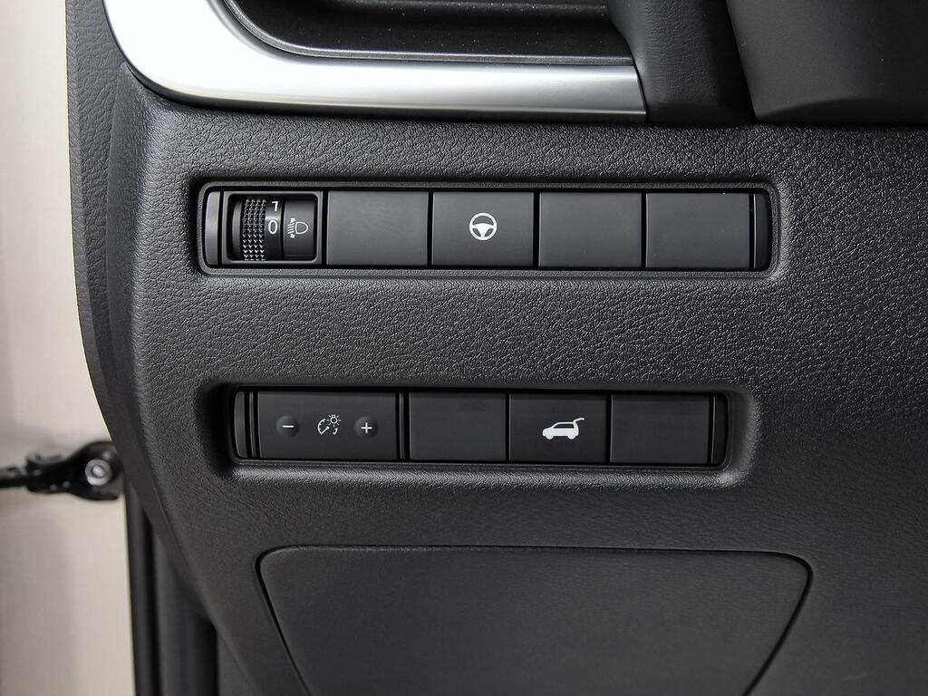 Nissan X-Trail 7pl 1.5 e-4ORCE 158kW 4x4 A/T N-Connecta 16