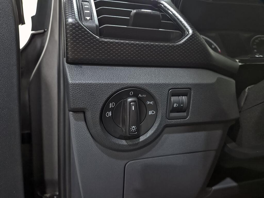 Volkswagen T-Cross Advance 1.0 TSI 81kW (110CV) 13