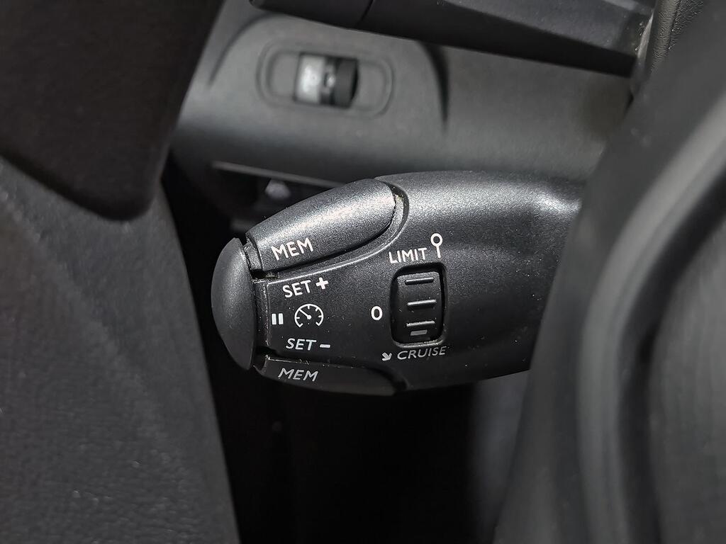 Peugeot Partner FURGON 1.5 BLUEHDI 73 PRO STANDARD 3P 600KG 14