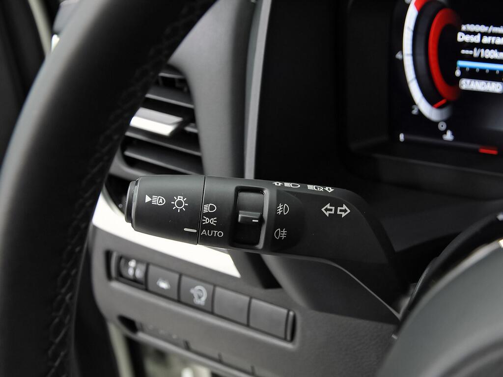 Nissan Qashqai DIG-T 103kW N-Connecta 14