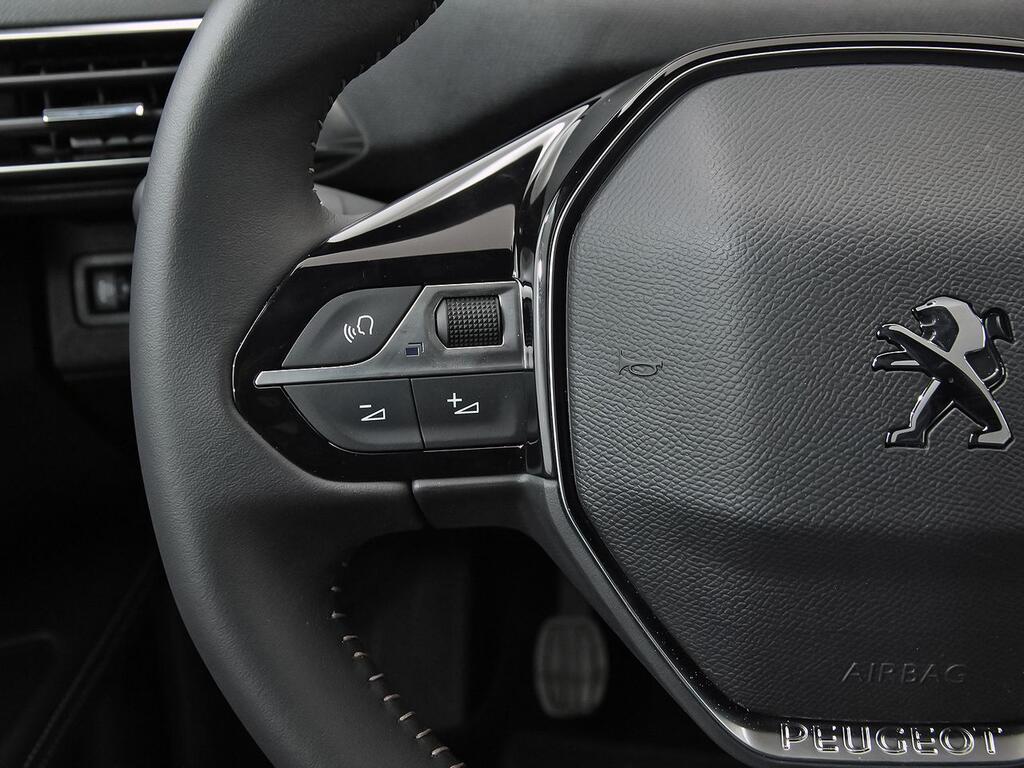 Peugeot 5008 1.2 PureTech 96KW S&S Allure Pack 20