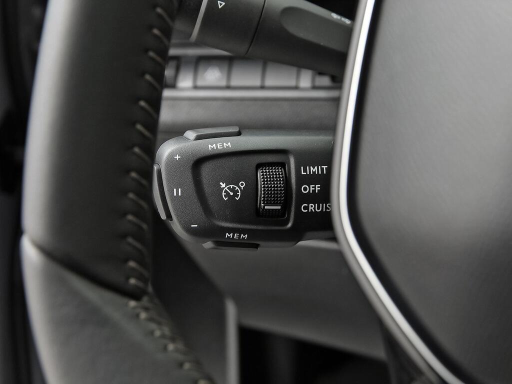 Peugeot 5008 1.2 PureTech 96KW S&S Allure Pack 18