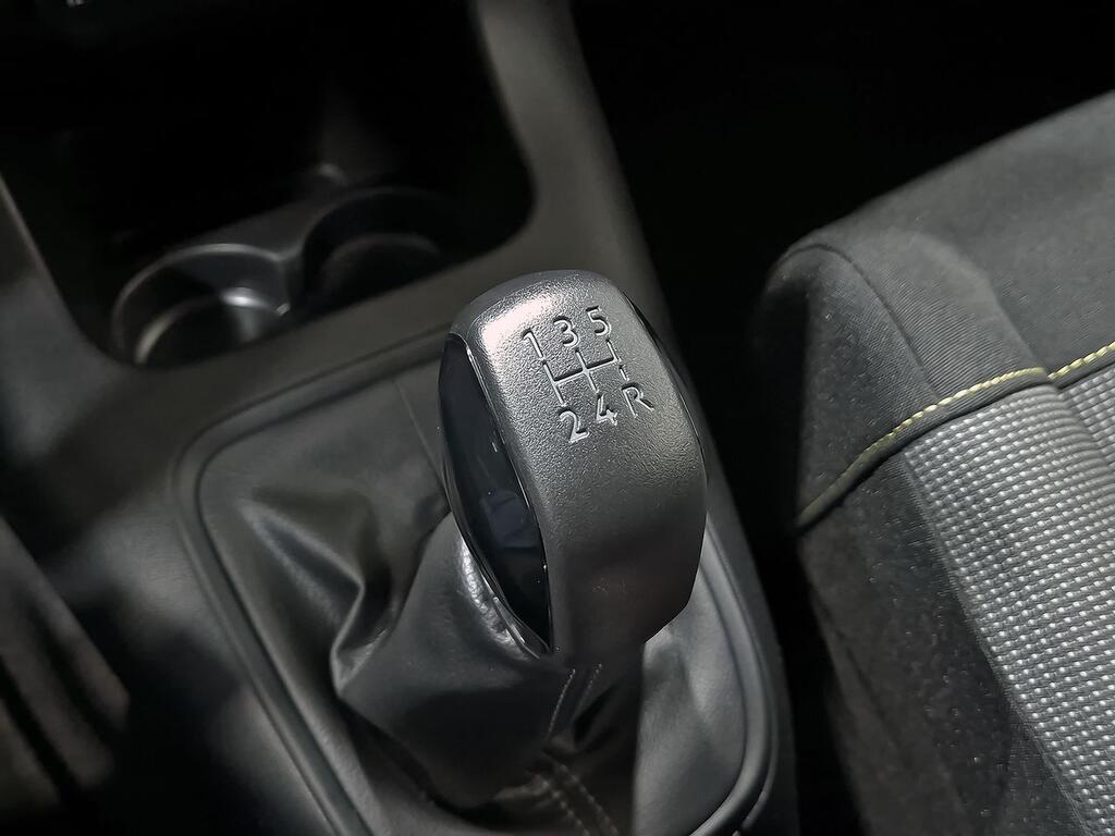 Citroën C3 PureTech 60KW (83CV) Plus 26