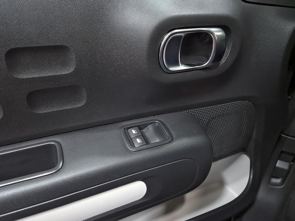 Citroën C3 PureTech 60KW (83CV) Plus 12