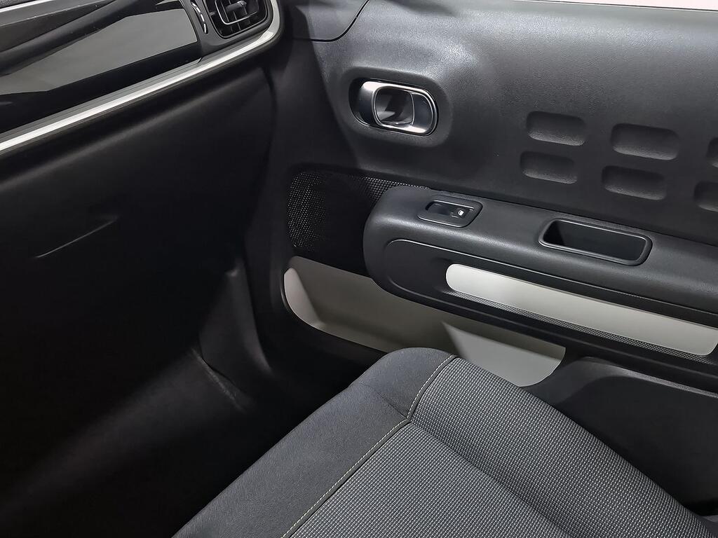 Citroën C3 PureTech 60KW (83CV) Plus 27